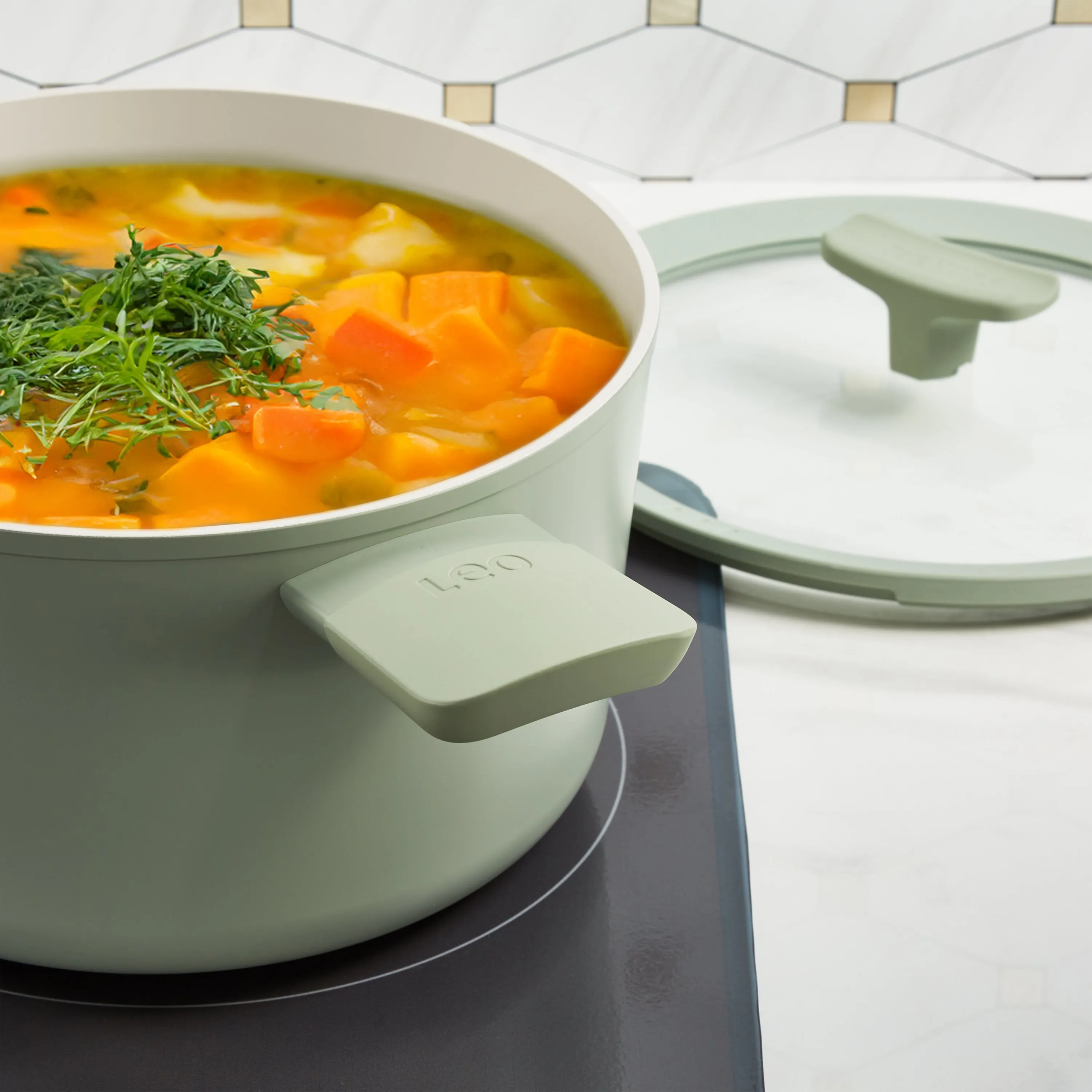 BergHOFF Balance Nonstick Ceramic Stockpot 10", 5.8qt. With Glass Lid, Recycled Aluminum, Sage