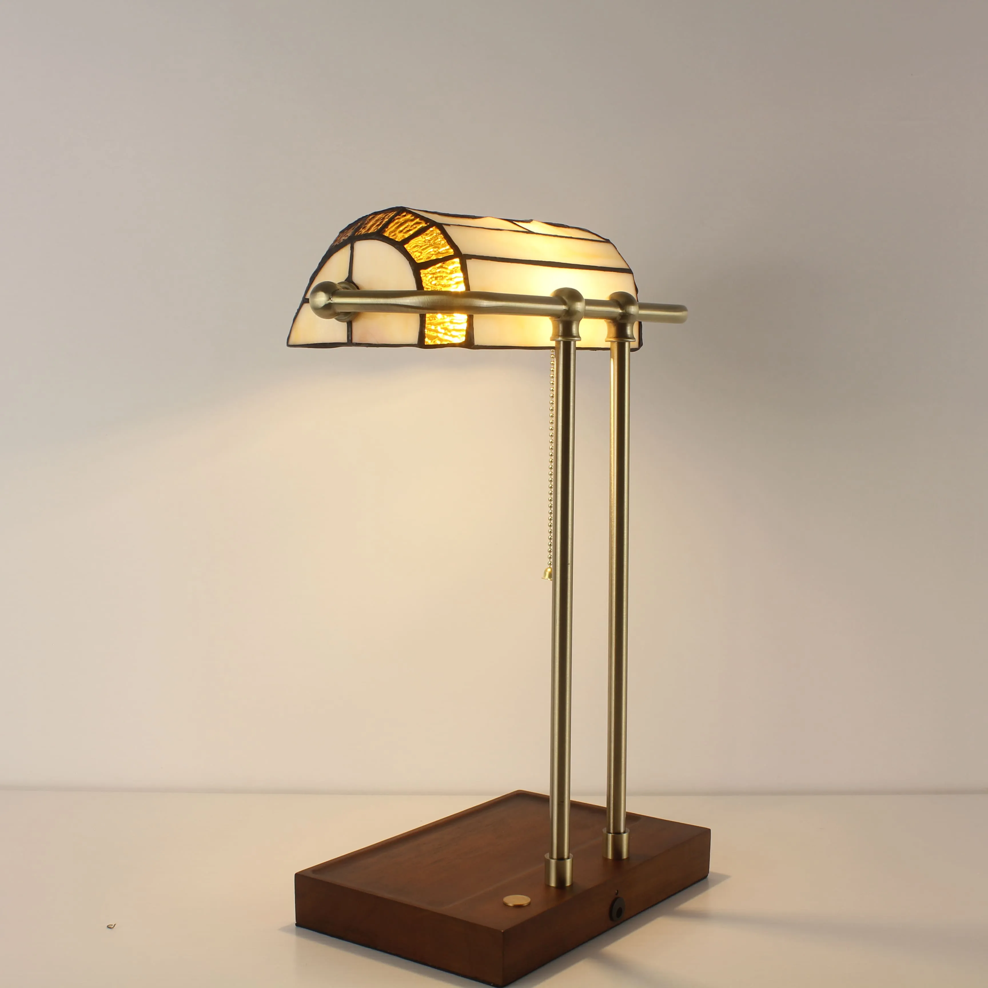 Cordless Stained Glass Bankers Desk Lamp - Grape Lampshade