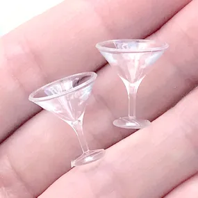 Dollhouse Martini Glass | Miniature Cocktail Glasses | Doll House Drinkware | Tiny Plastic Cups | Mini Food Craft (2 pcs / Clear / 14mm x 16mm)