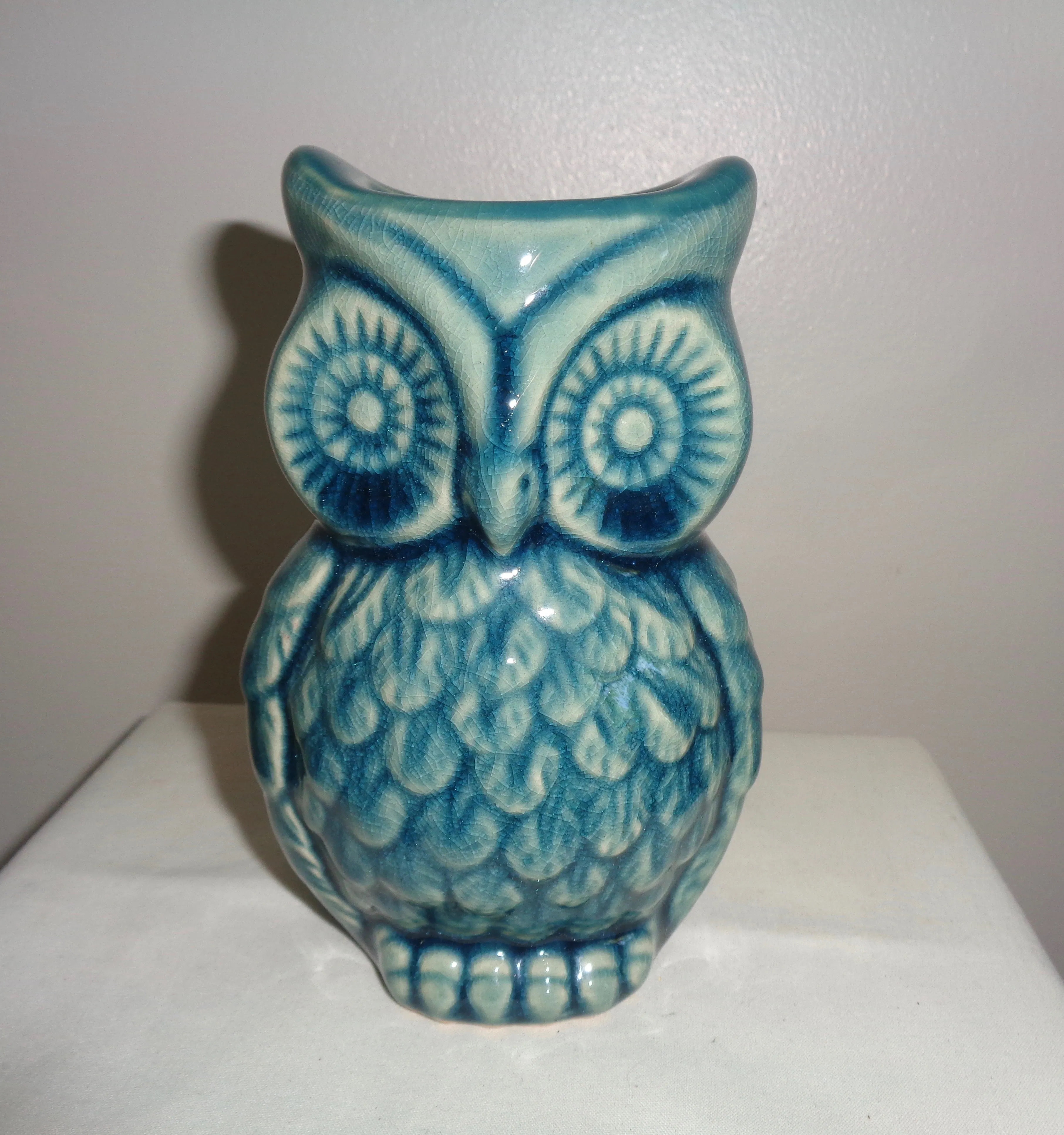 Vintage Turquoise Pottery Owl Shelley Style Desk Ornament