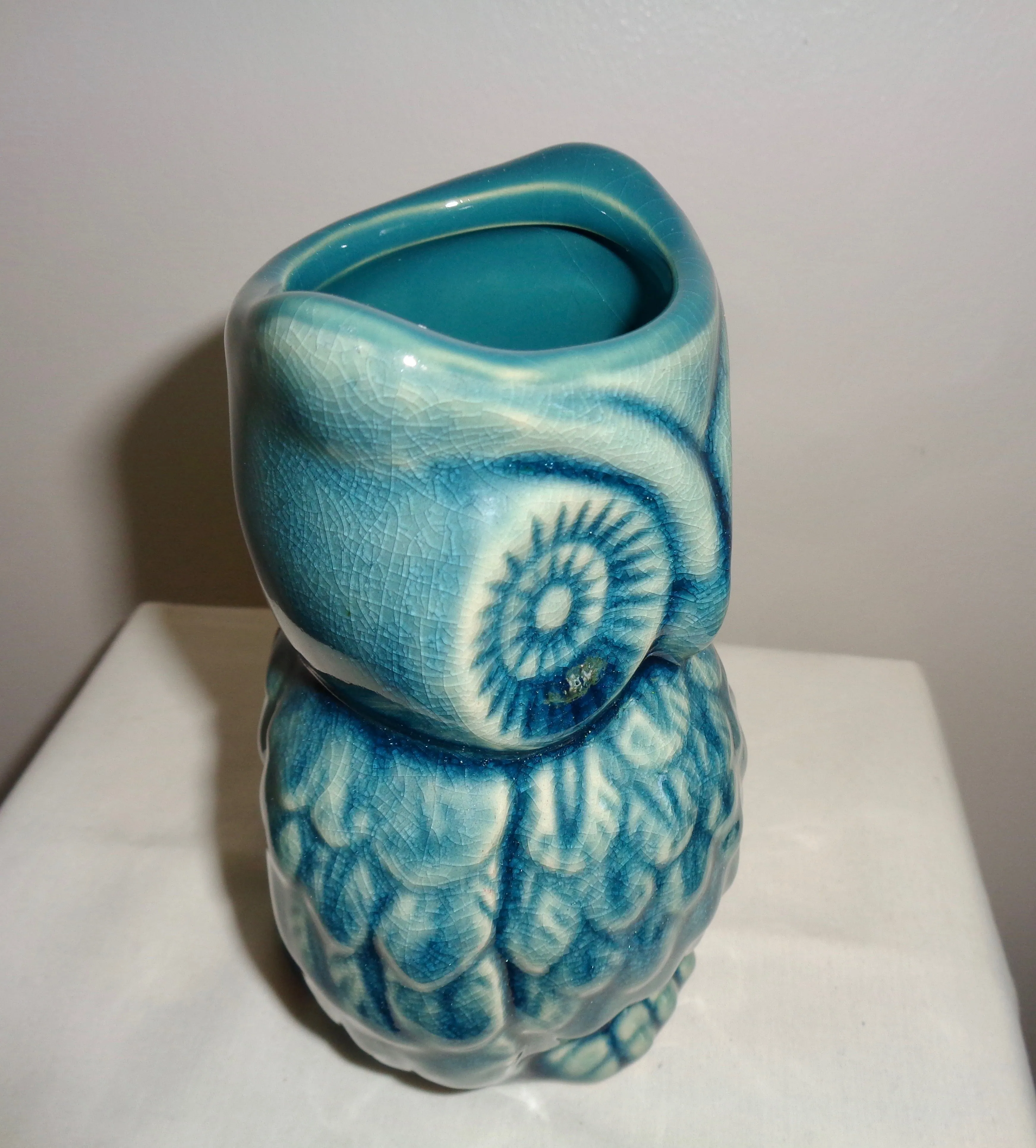 Vintage Turquoise Pottery Owl Shelley Style Desk Ornament