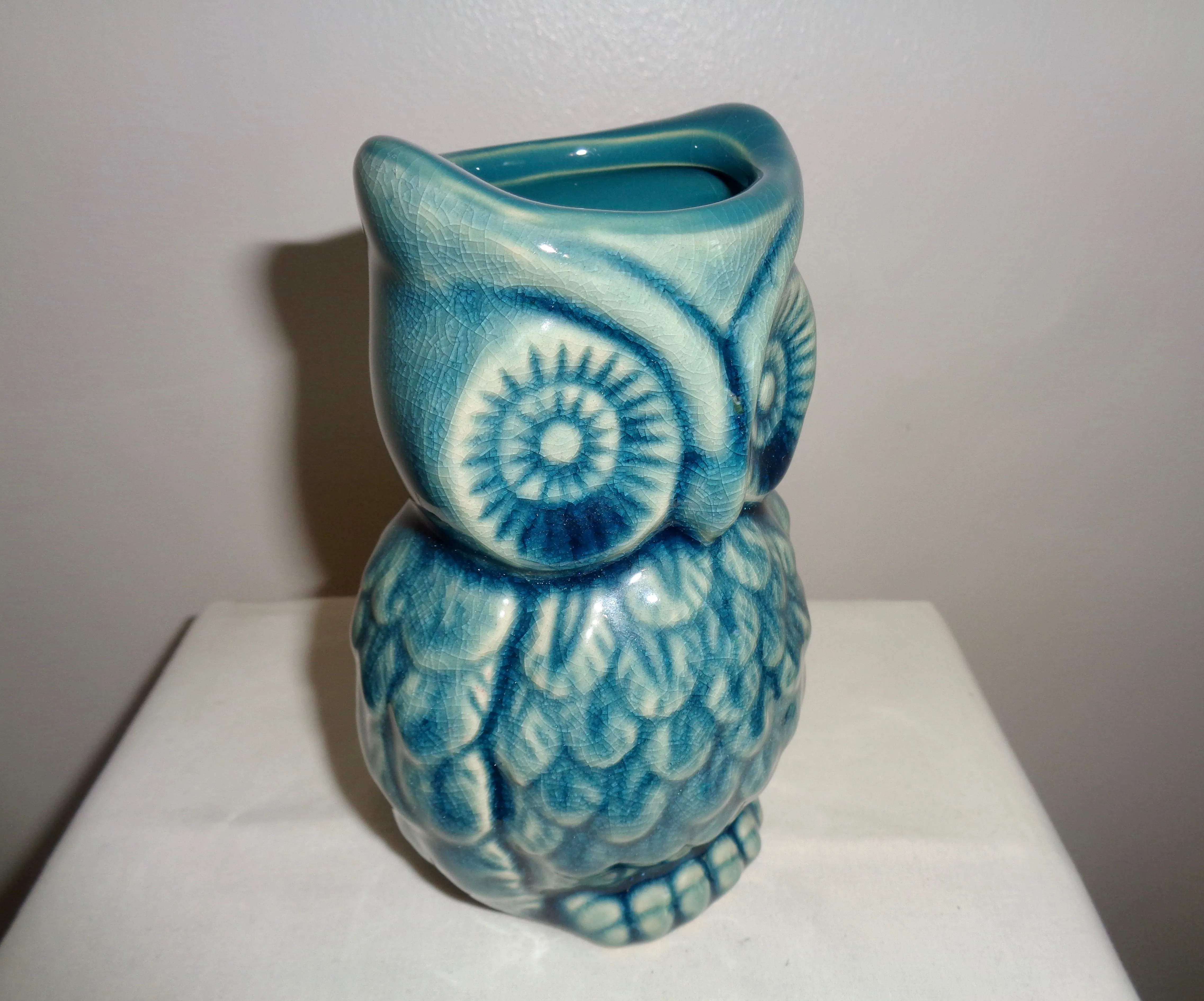 Vintage Turquoise Pottery Owl Shelley Style Desk Ornament