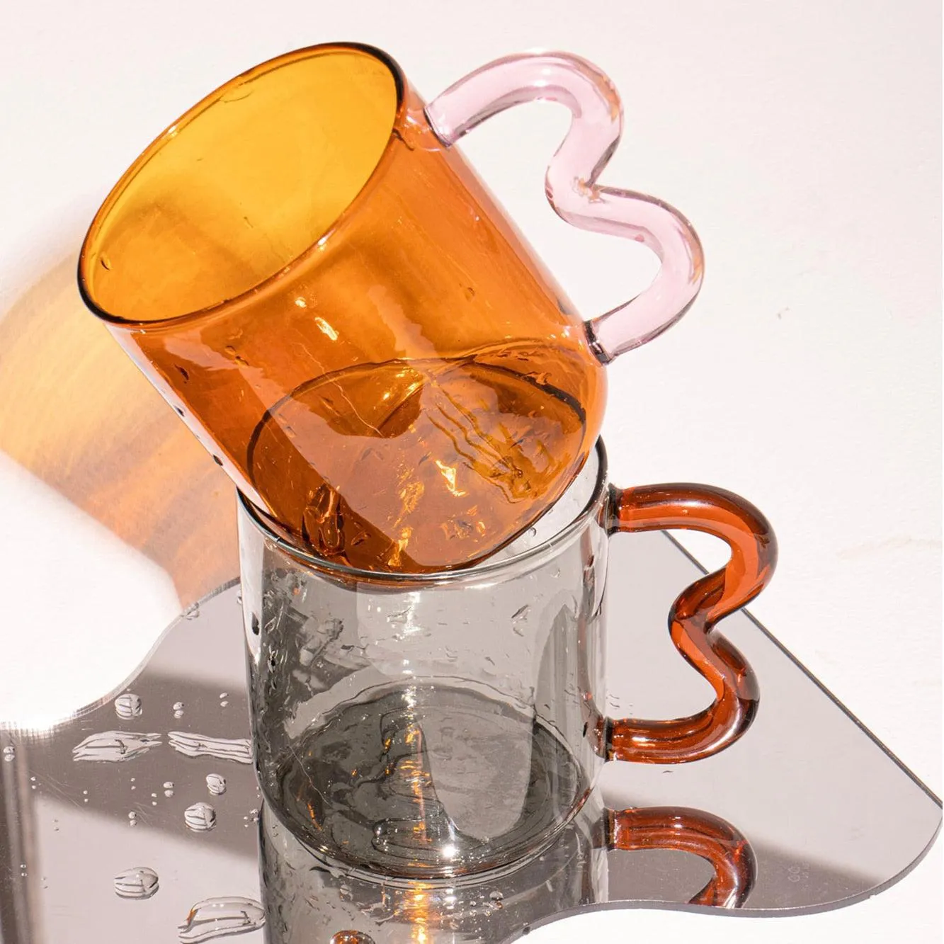 Wavy Handle Glass Mugs